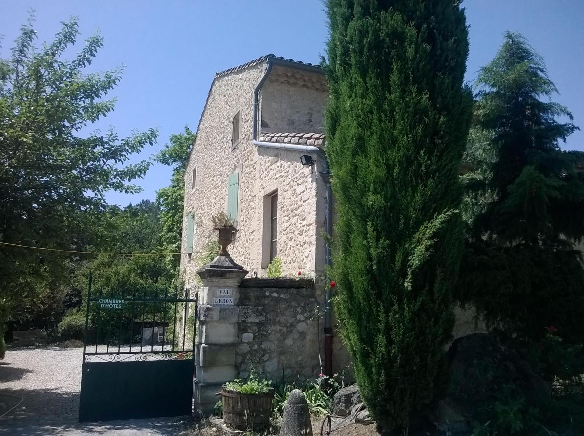 Bed and Breakfast Le Val Leron Valaurie Экстерьер фото