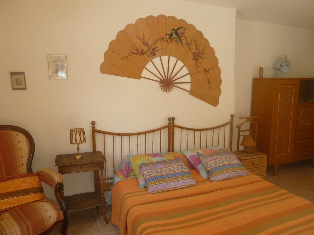 Bed and Breakfast Le Val Leron Valaurie Экстерьер фото