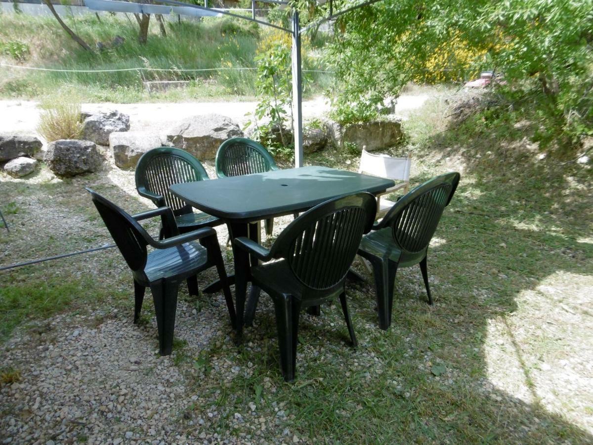 Bed and Breakfast Le Val Leron Valaurie Экстерьер фото