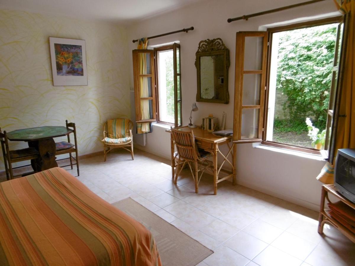 Bed and Breakfast Le Val Leron Valaurie Экстерьер фото