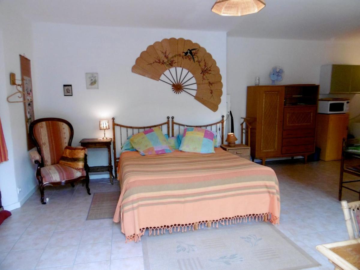 Bed and Breakfast Le Val Leron Valaurie Экстерьер фото